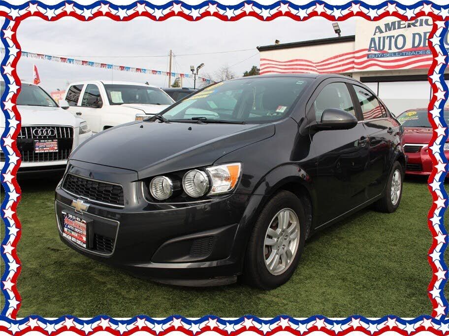 2015 CHEVROLET Sonic