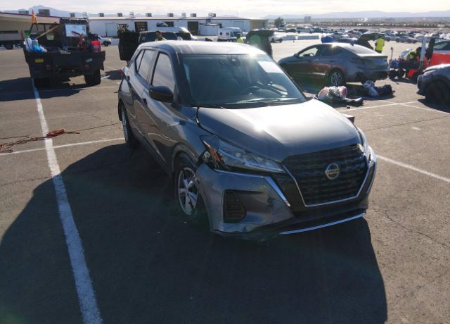 2021 NISSAN Kicks