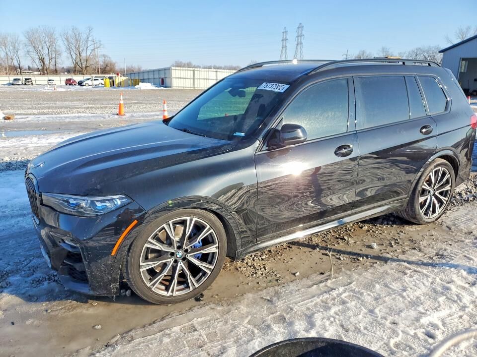2021 BMW X7