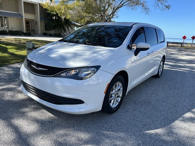 2019 CHRYSLER Pacifica