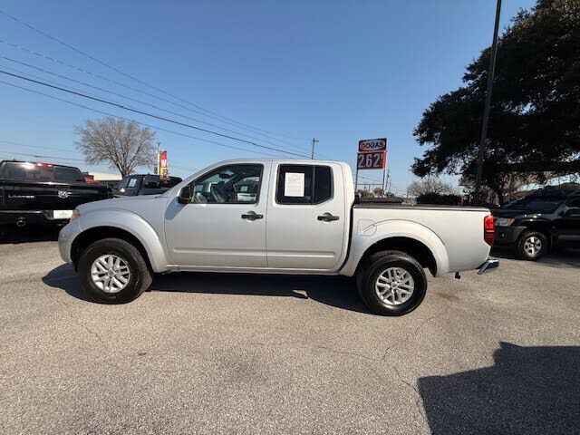 2017 NISSAN Frontier