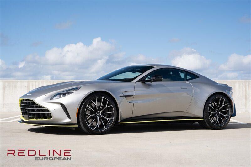 2025 ASTON MARTIN Vantage