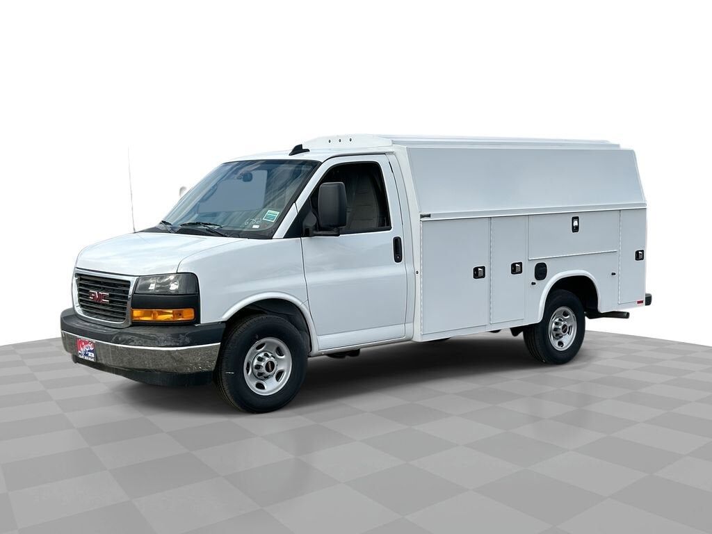 2025 GMC Savana