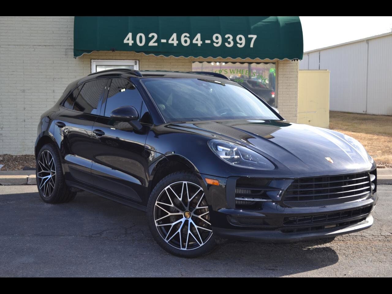 2019 PORSCHE Macan