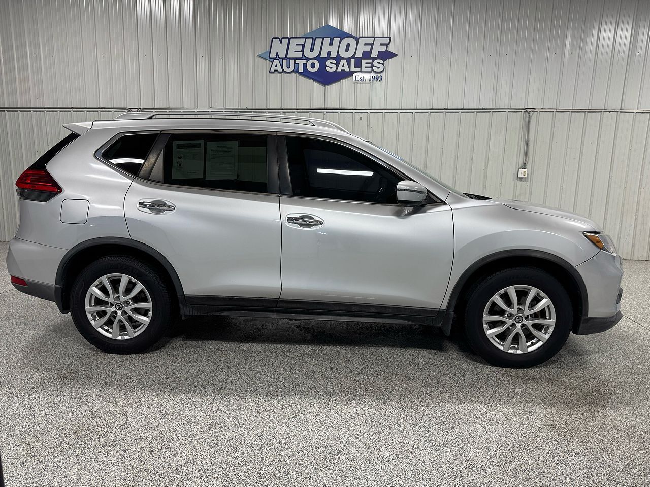 2017 NISSAN Rogue