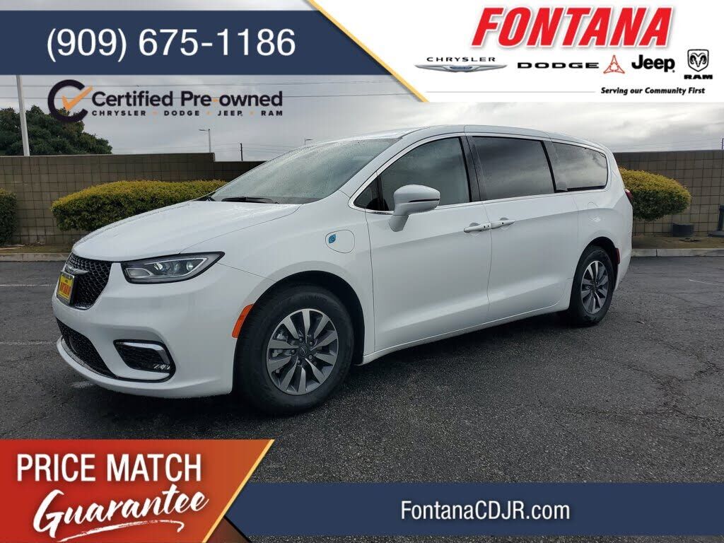 2022 CHRYSLER Pacifica