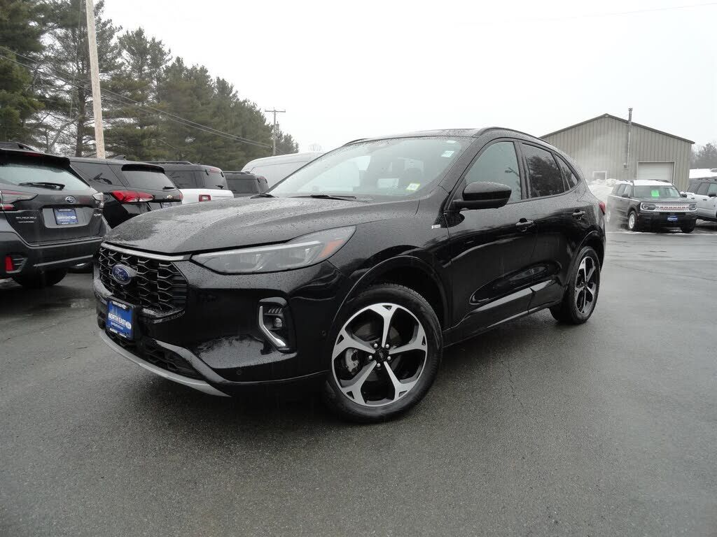 2023 FORD Escape