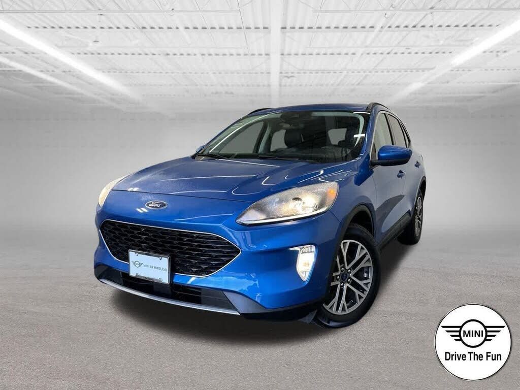 2021 FORD Escape