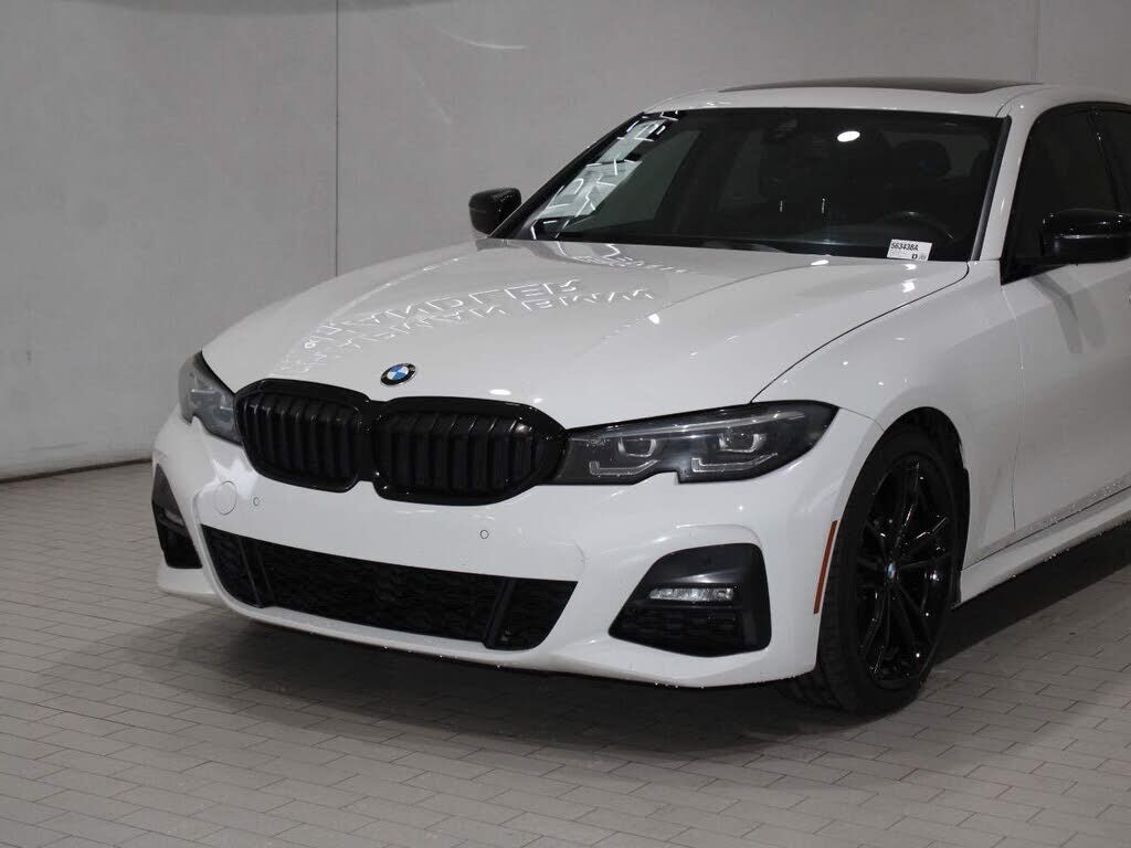 2022 BMW 330i