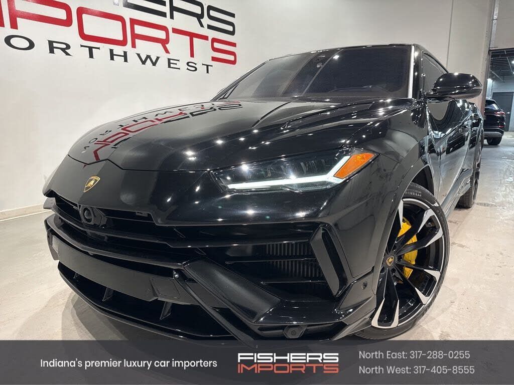 2024 LAMBORGHINI URUS