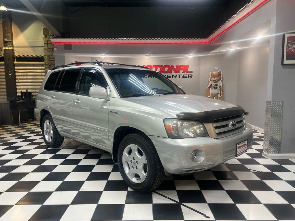 2004 TOYOTA Highlander