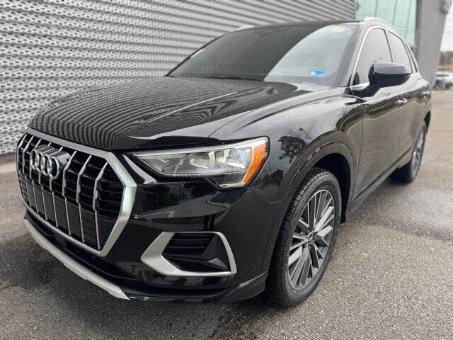 2022 AUDI Q3