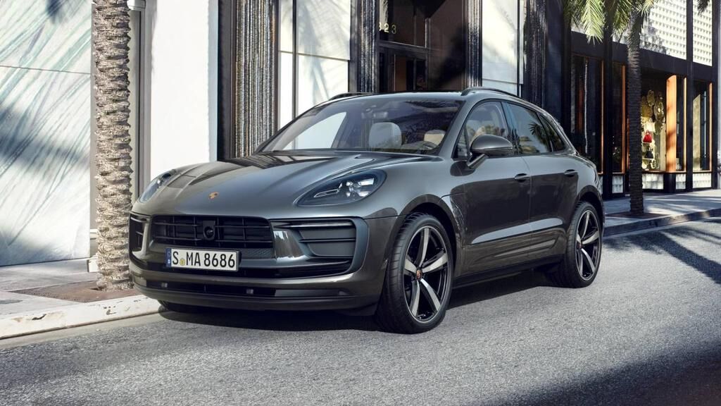2025 PORSCHE Macan