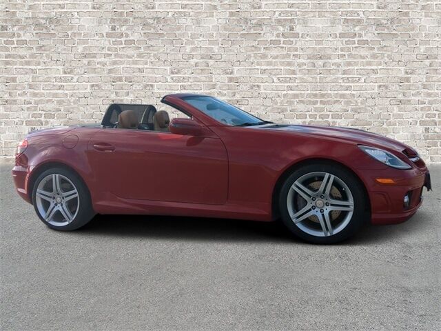 2011 MERCEDES-BENZ SLK-Class