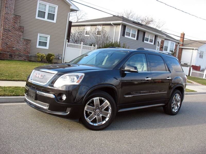 2011 GMC Acadia