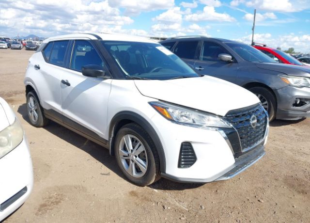 2022 NISSAN Kicks