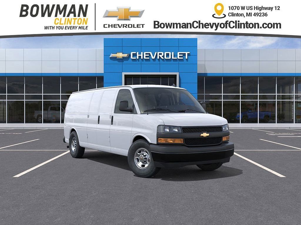 2025 CHEVROLET Express