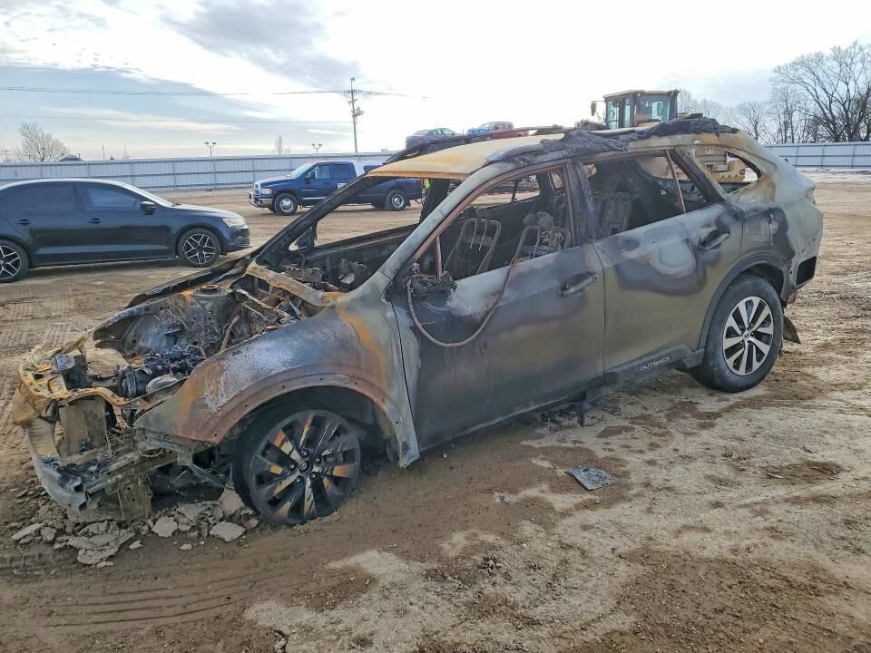 2020 SUBARU Outback