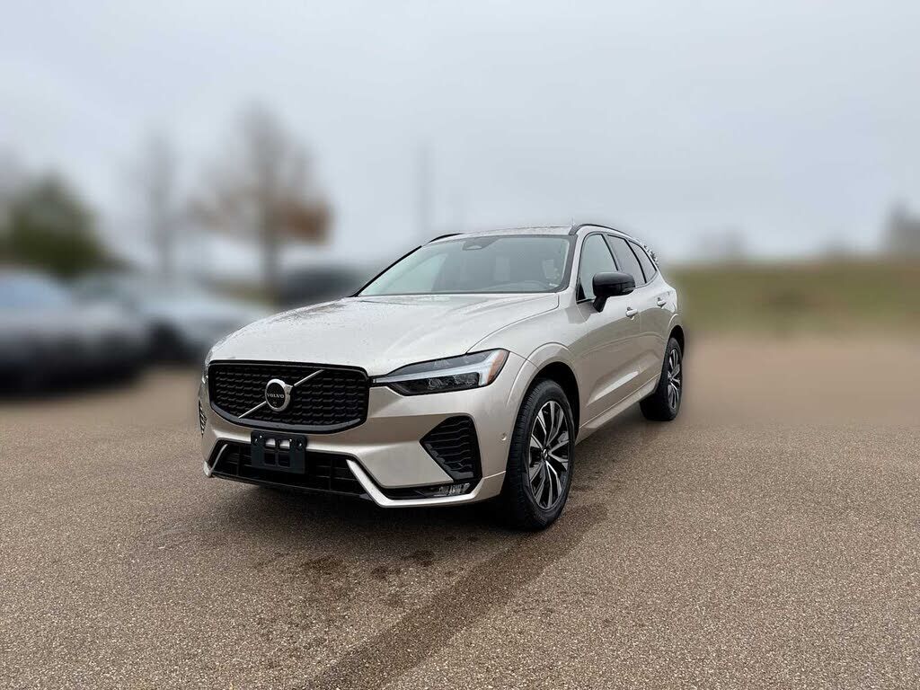 2025 VOLVO XC60