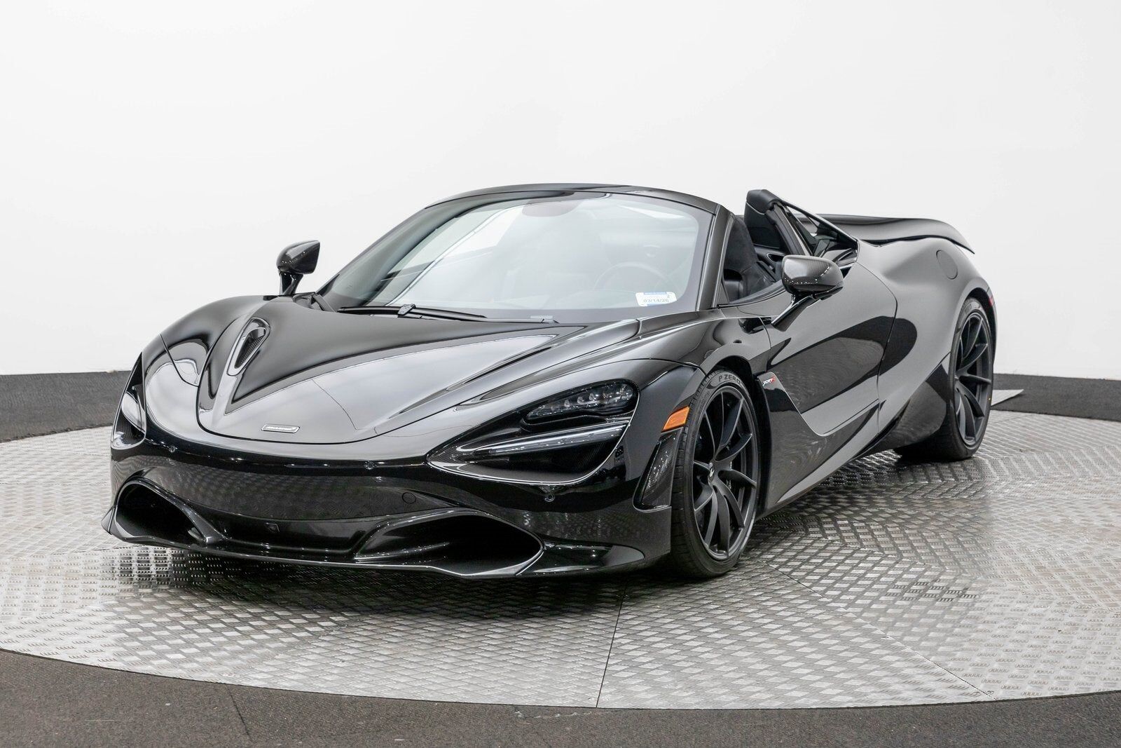 2023 MCLAREN 720S