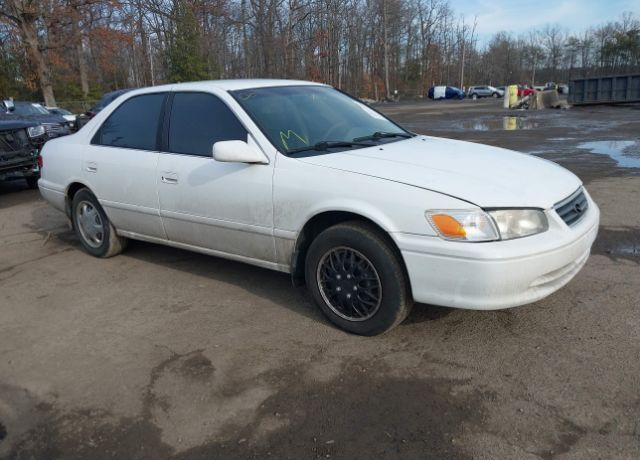2001 TOYOTA Camry
