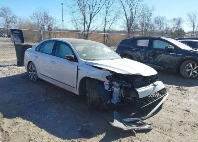 2018 VOLKSWAGEN Passat