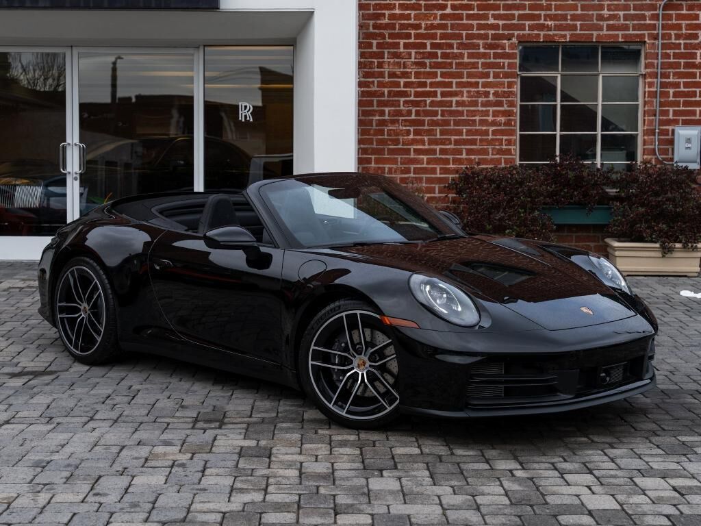 2025 PORSCHE 911