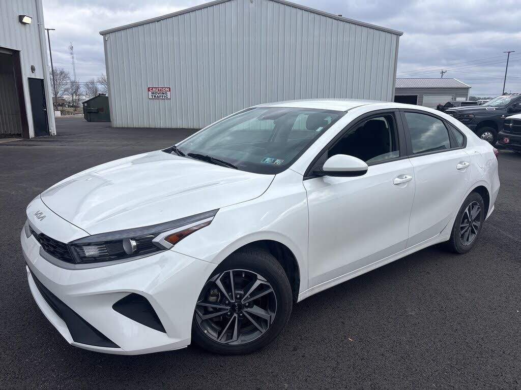 2023 KIA Forte