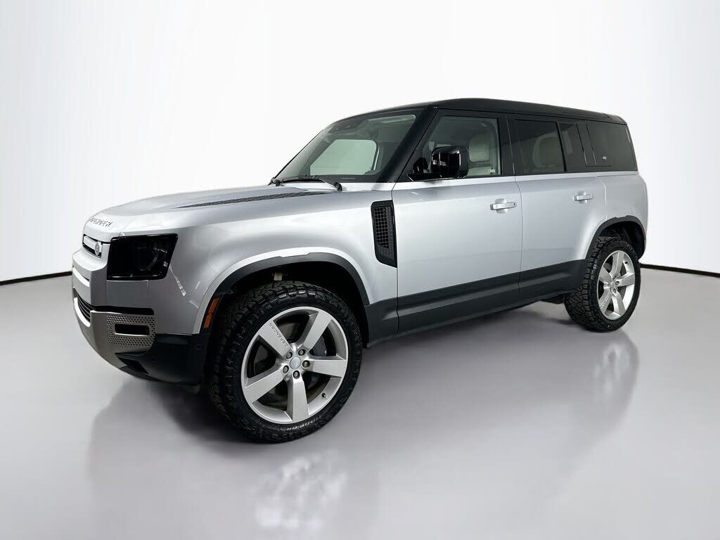 2024 LAND ROVER Defender