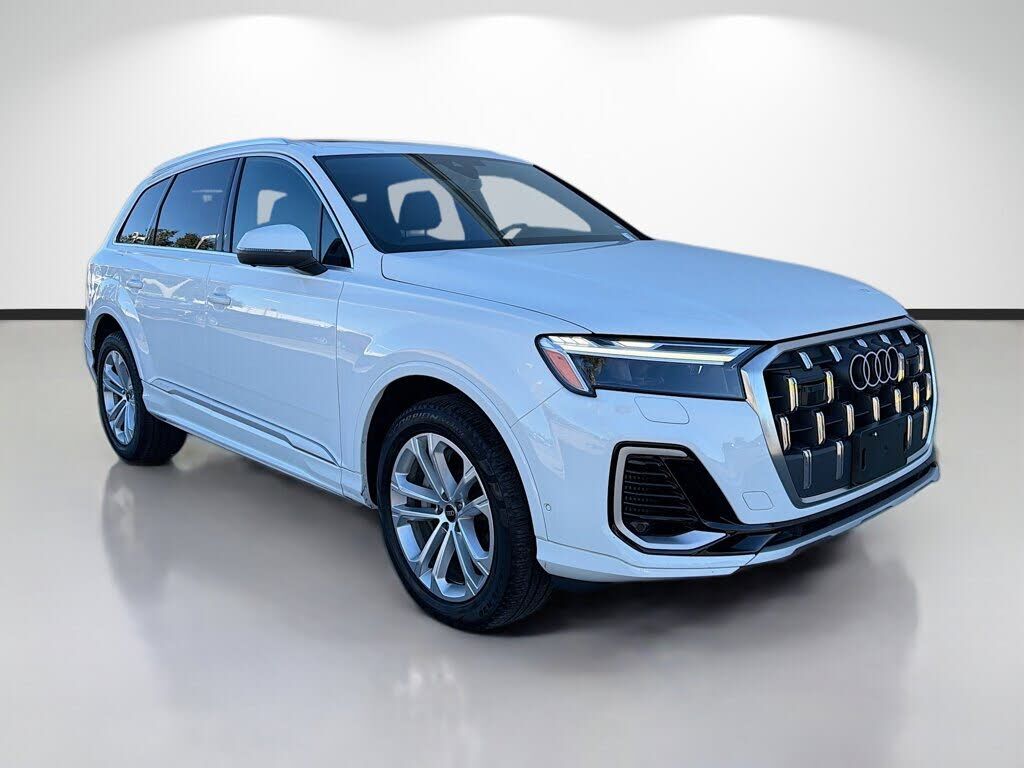 2025 AUDI Q7