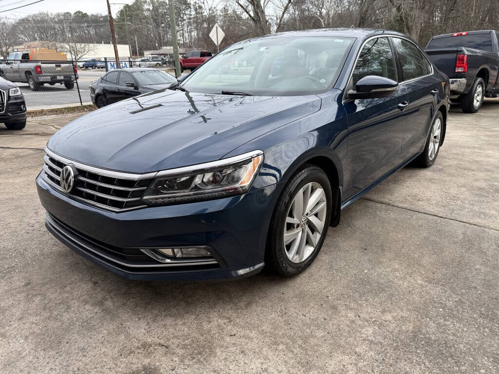 2018 VOLKSWAGEN Passat