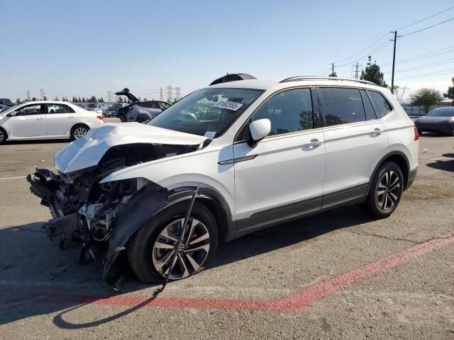 2023 VOLKSWAGEN Tiguan