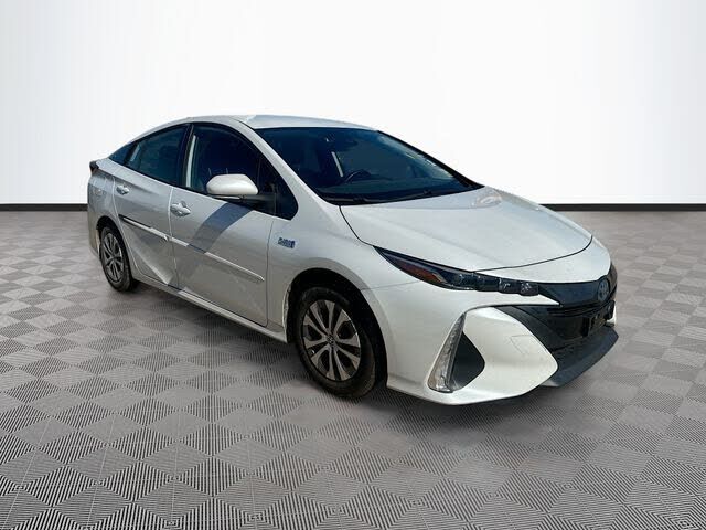 2022 TOYOTA Prius