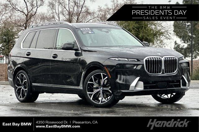 2023 BMW X7