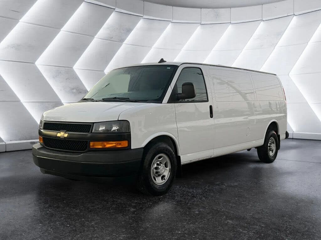 2018 CHEVROLET Express