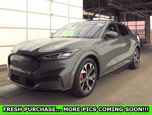 2021 FORD Mach-E