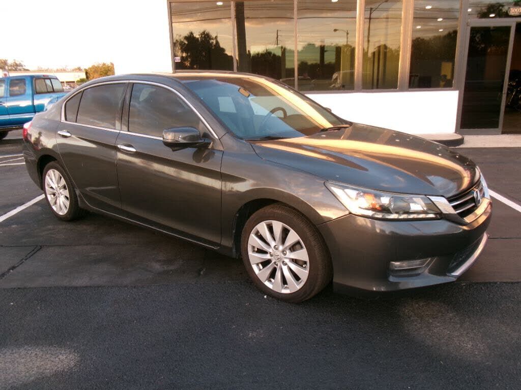 2013 HONDA Accord
