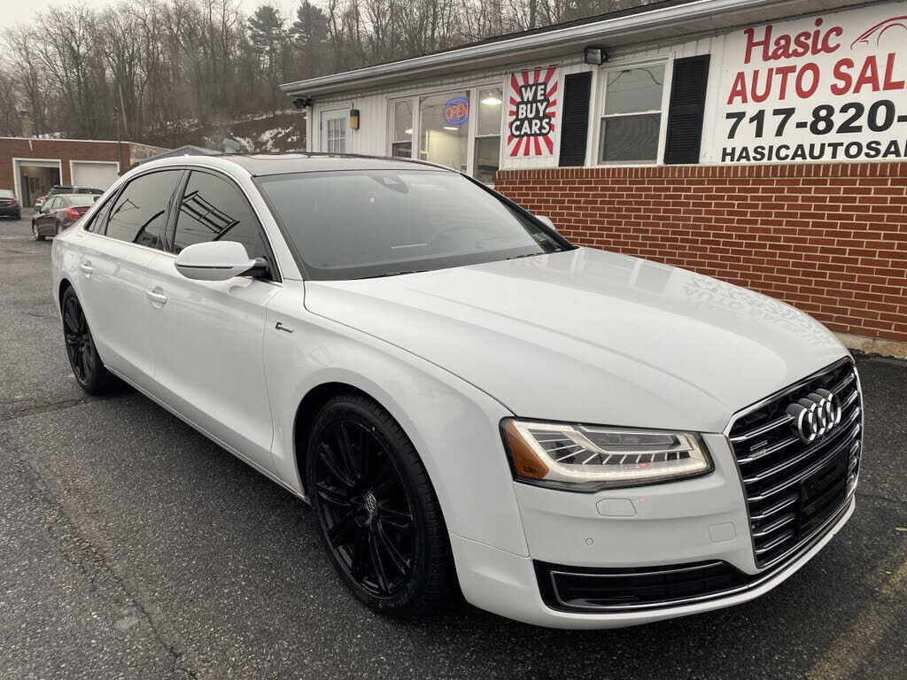 2016 AUDI A8