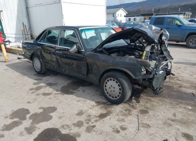 1984 MERCEDES-BENZ 300