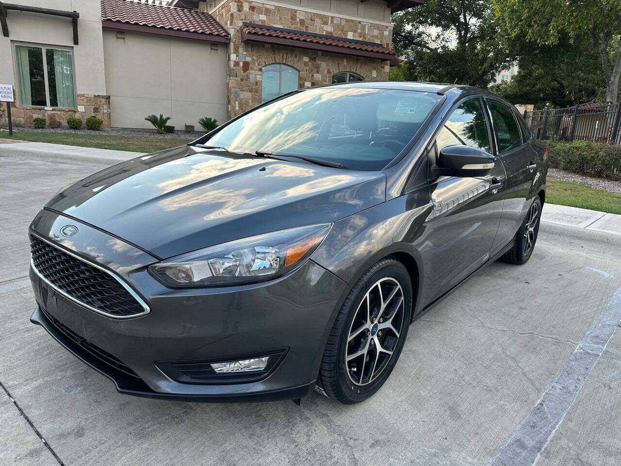 2017 FORD Focus
