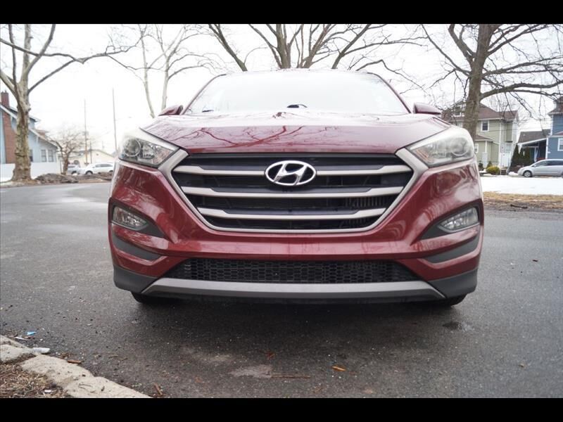 2016 HYUNDAI Tucson