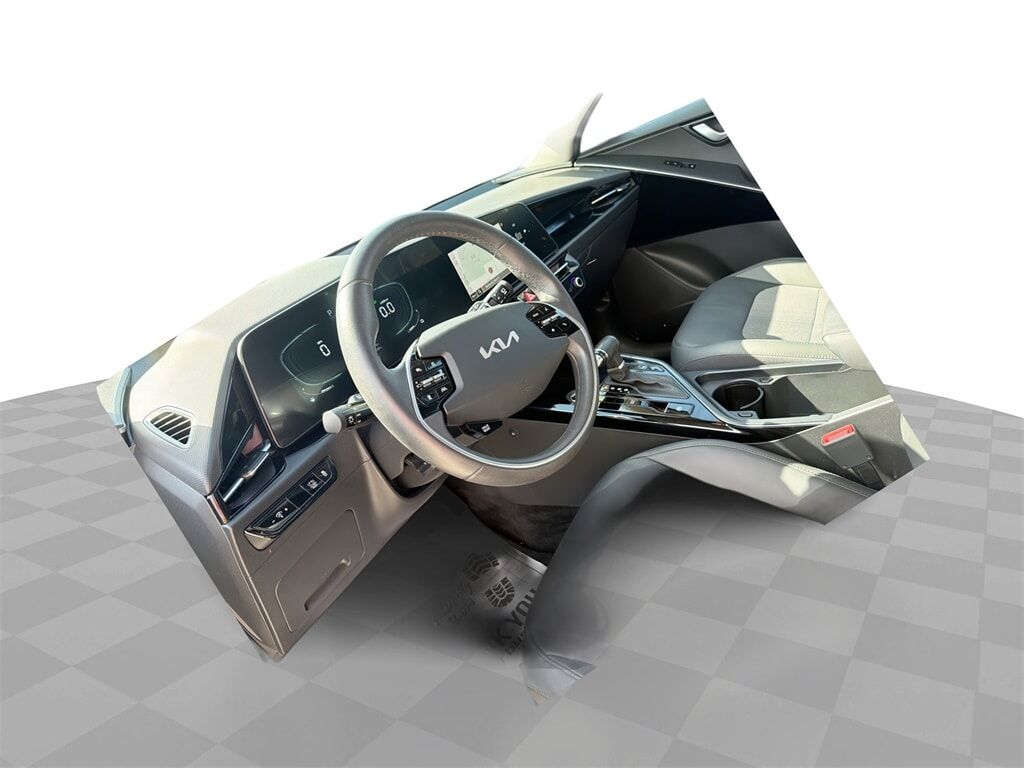 2023 KIA Niro