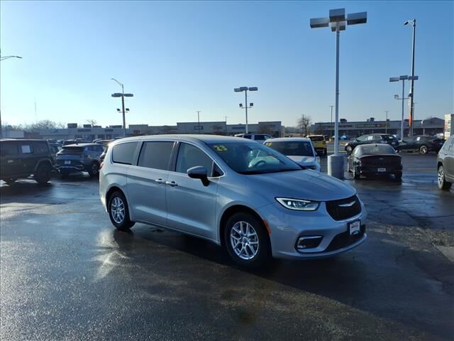 2023 CHRYSLER Pacifica