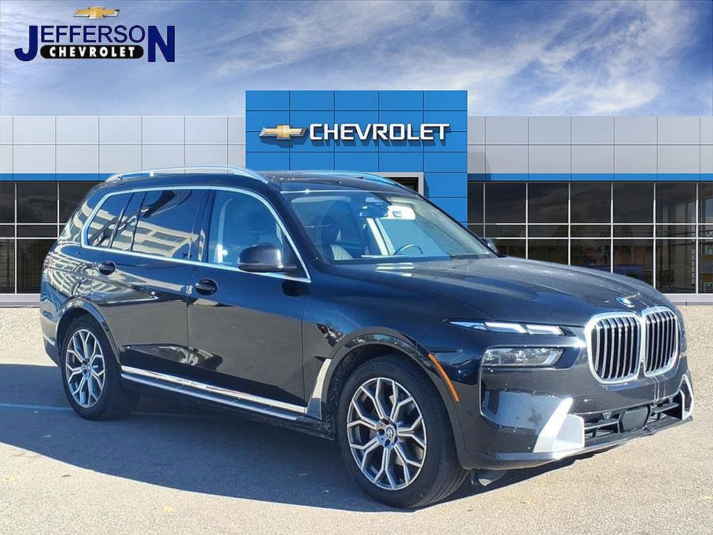 2025 BMW X7