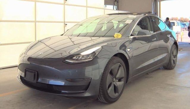 2019 TESLA Model 3