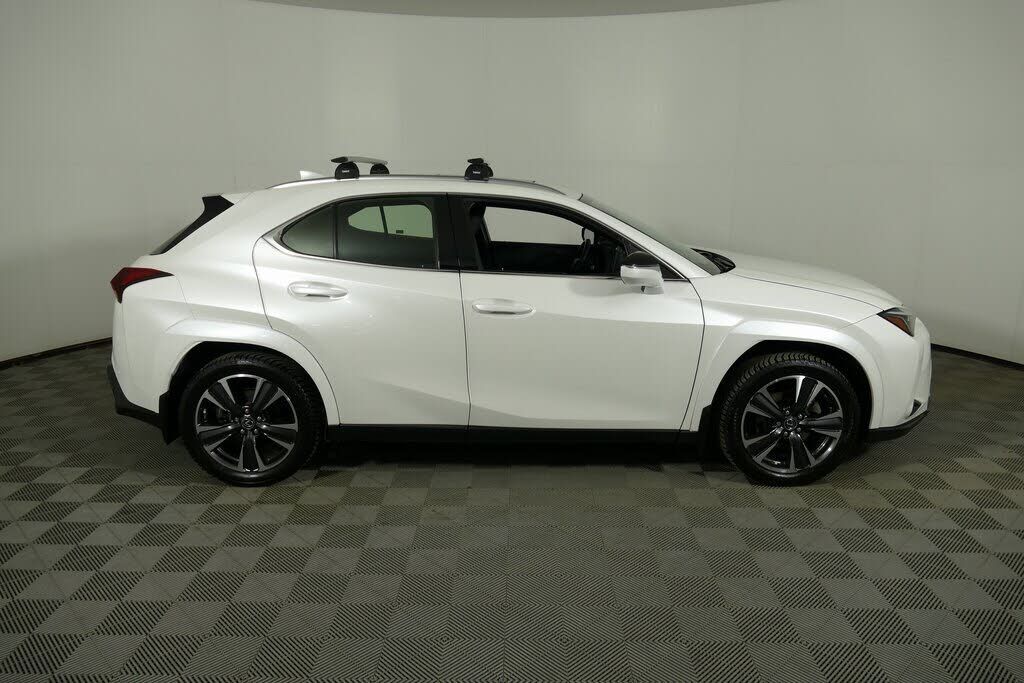 2023 LEXUS UX