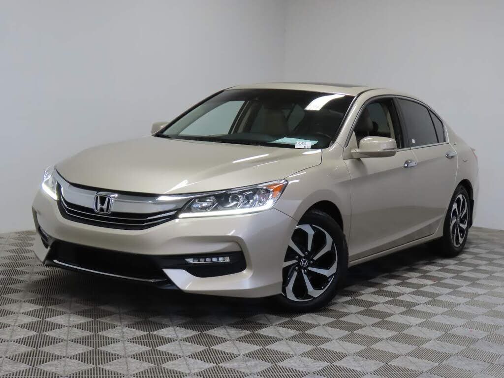 2017 HONDA Accord