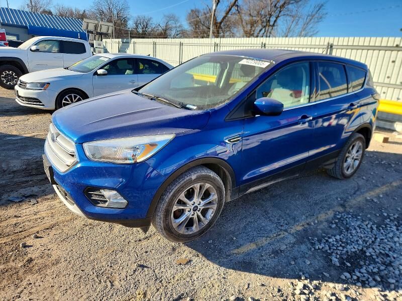 2017 FORD Escape