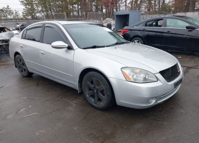 2004 NISSAN Altima
