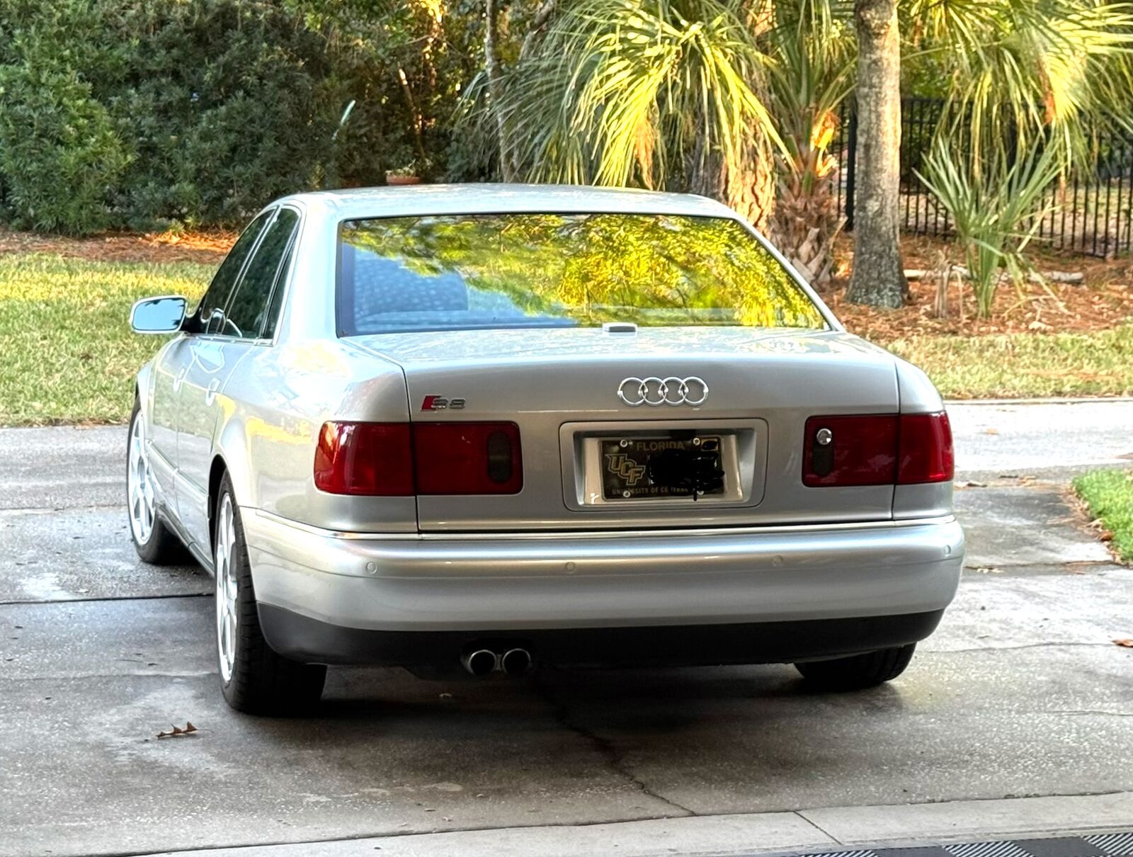 Audi S8
